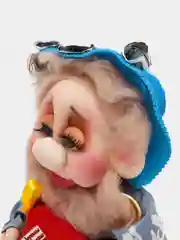 Белый игрушка "Домовенок"