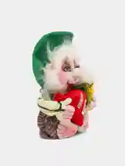 Вишнёвый игрушка "Домовенок"