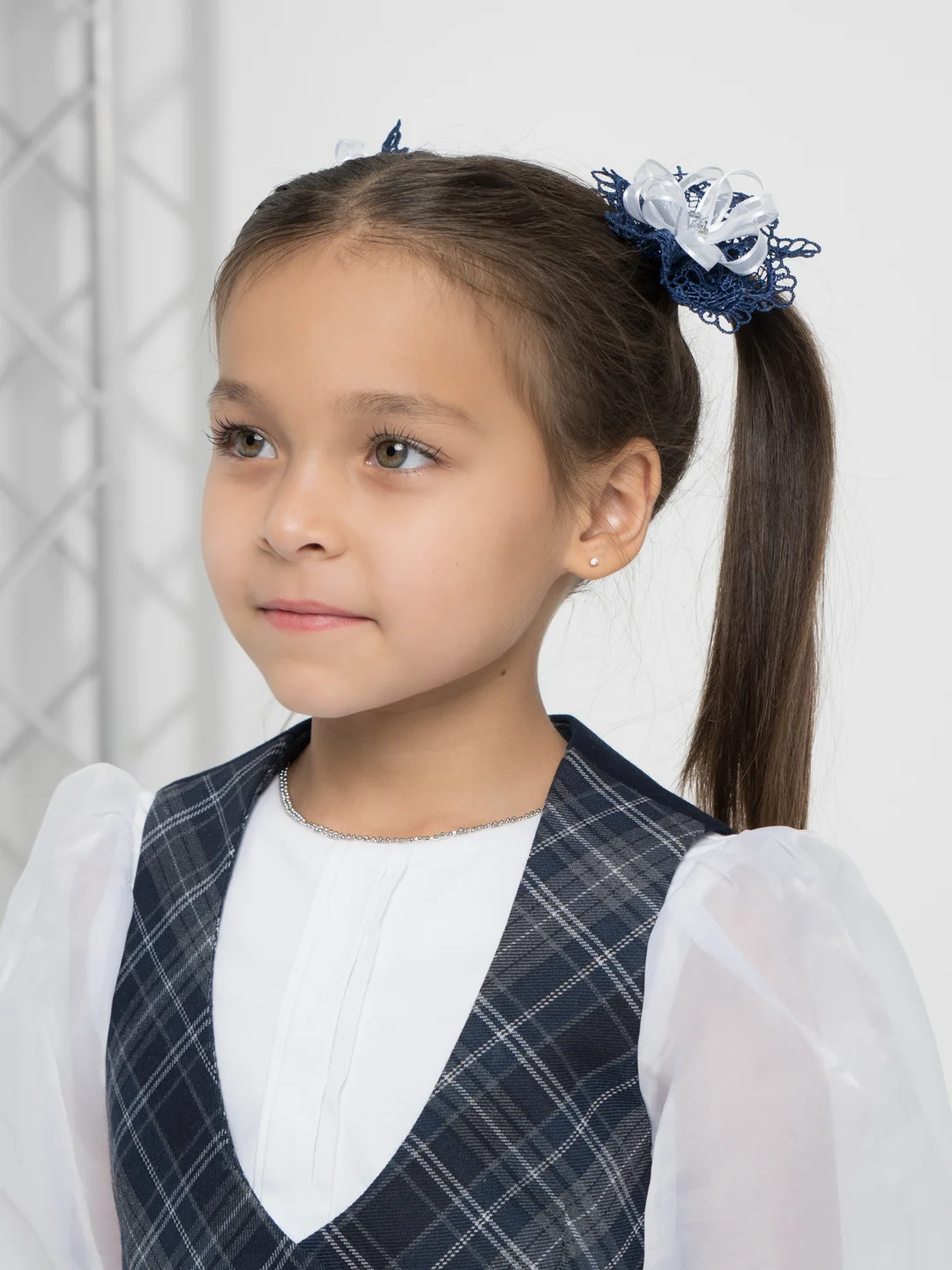 Индиго белые бантики, на резинке, для волос, школьные
