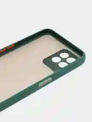 Белый чехол Realme 8I с защитой камеры и матовой спинкой