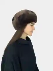 Берет женский мутон