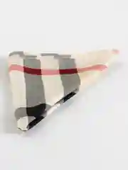 Кремовый платок женский