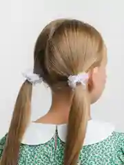 Белый резинки для волос с рюшей, 2 штуки