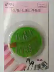 Зеленый набор швейных игл в пластиковом боксе , 24 и 30 штук