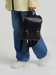 Черный рюкзак женский