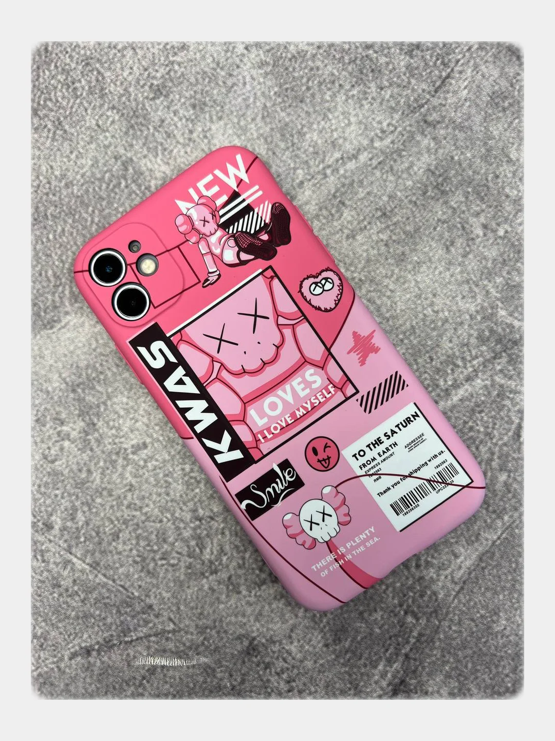 Розовый чехол для iPhone 11 KAWS