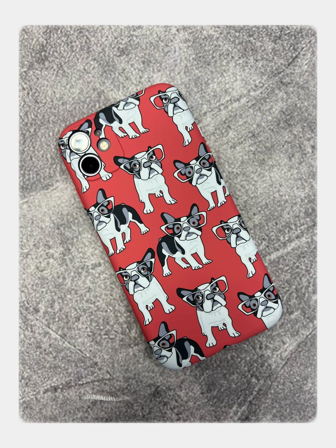 Алый чехол для iPhone 11 KAWS