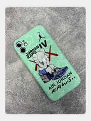 Чехол KAWS для iPhone 12