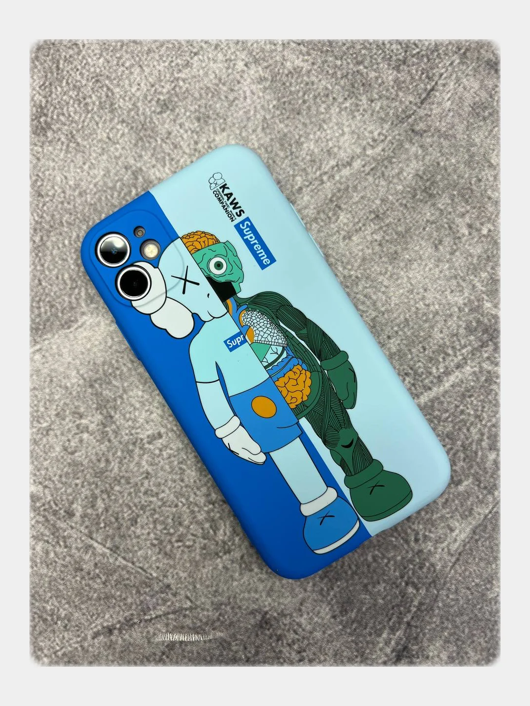Голубой чехол Kaws для iPhone 12 Pro Max
