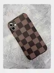 Тёмно-коричневый чехол Kaws для iPhone 12 Pro Max