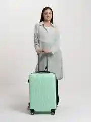 Мятный пластиковый чемодан Kartex 0204