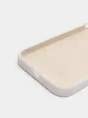 Белый чехол для iPhone 13