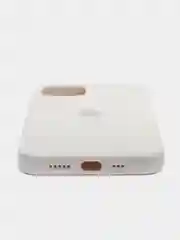 Белый чехол для iPhone 13