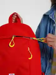 Красный рюкзак детский школьный