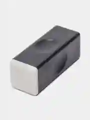 Белый брик-тик