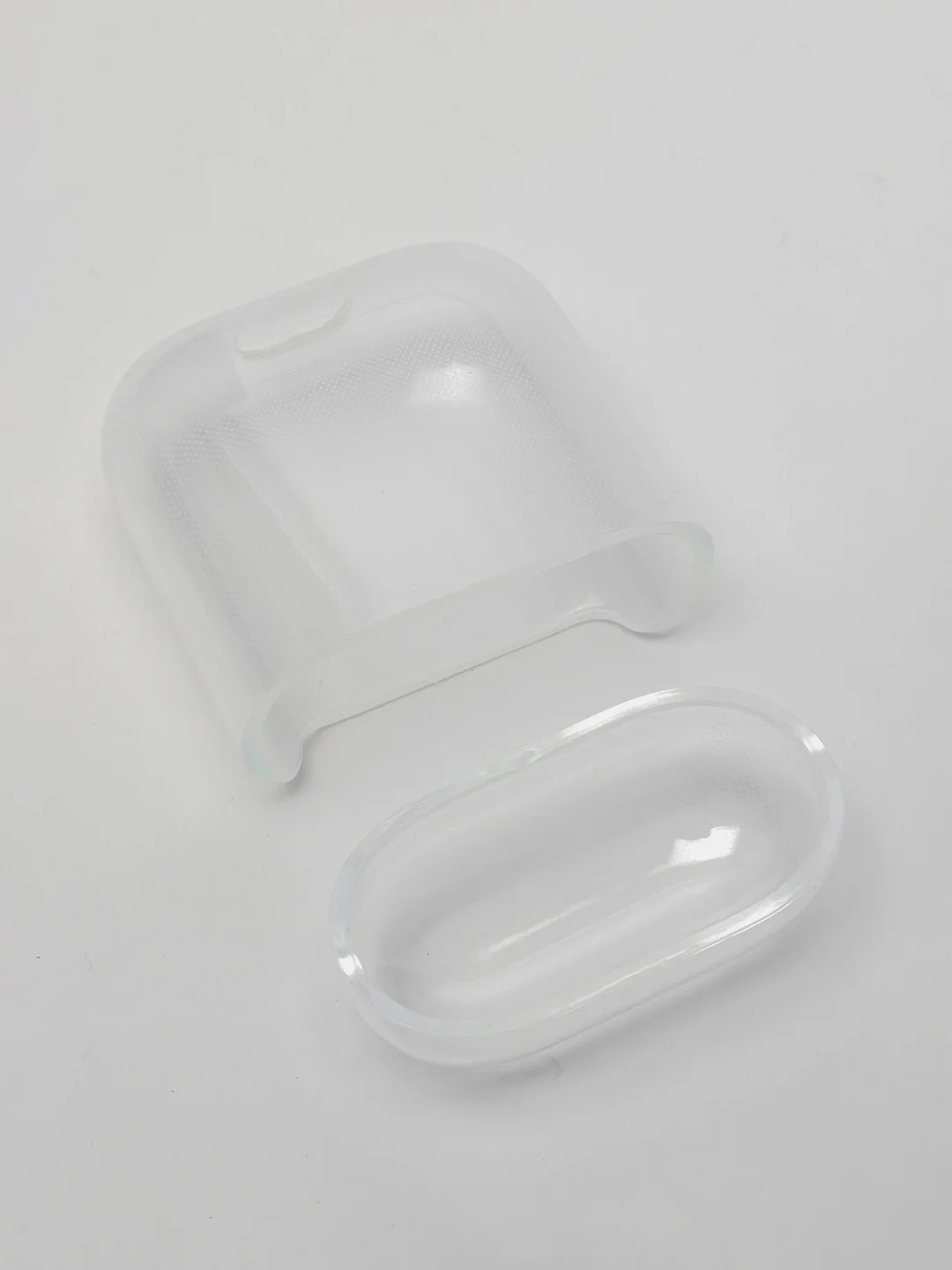 Прозрачный чехол для наушников Apple AirPods 1 / 2