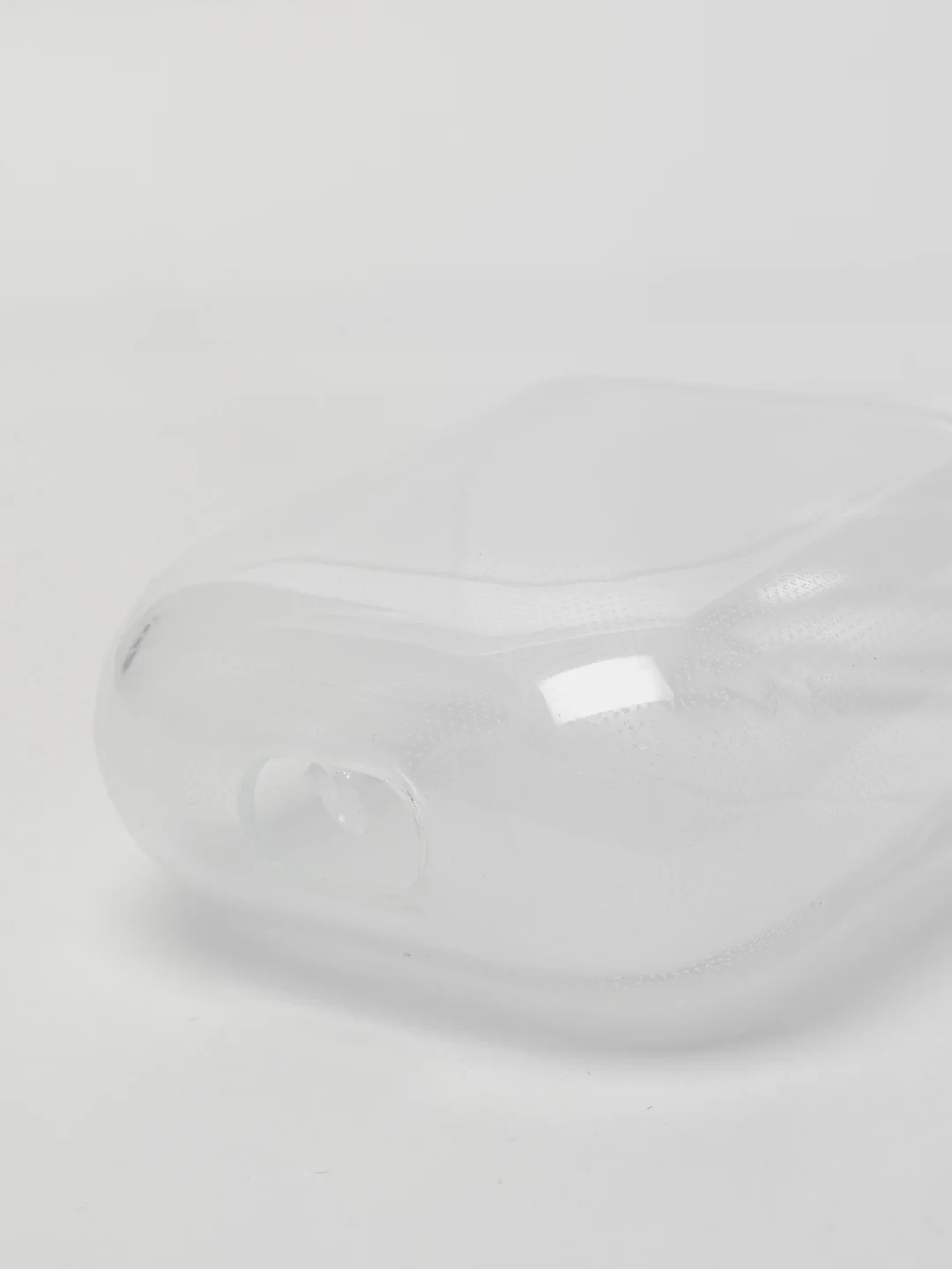Прозрачный чехол для наушников Apple AirPods 1 / 2
