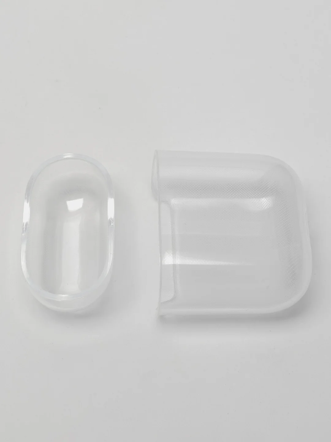 Прозрачный чехол для наушников Apple AirPods 1 / 2