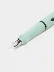 Мятный перьевая ручка