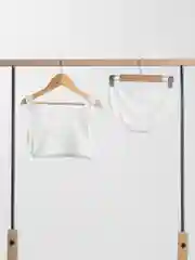 Белый комплект нижнего белья для девочек однотонный: топ и трусы