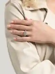 Кольцо из циркония с кристаллами ажурное Квадрат