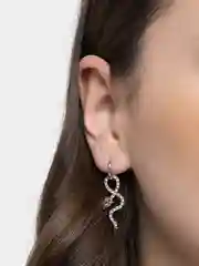 Серебряный серьги "Змеи", с кристаллами на кольце