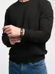 Багровый браслет плетенный