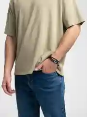 Багровый плетеный браслет