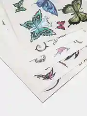 Белый временное тату, переводное