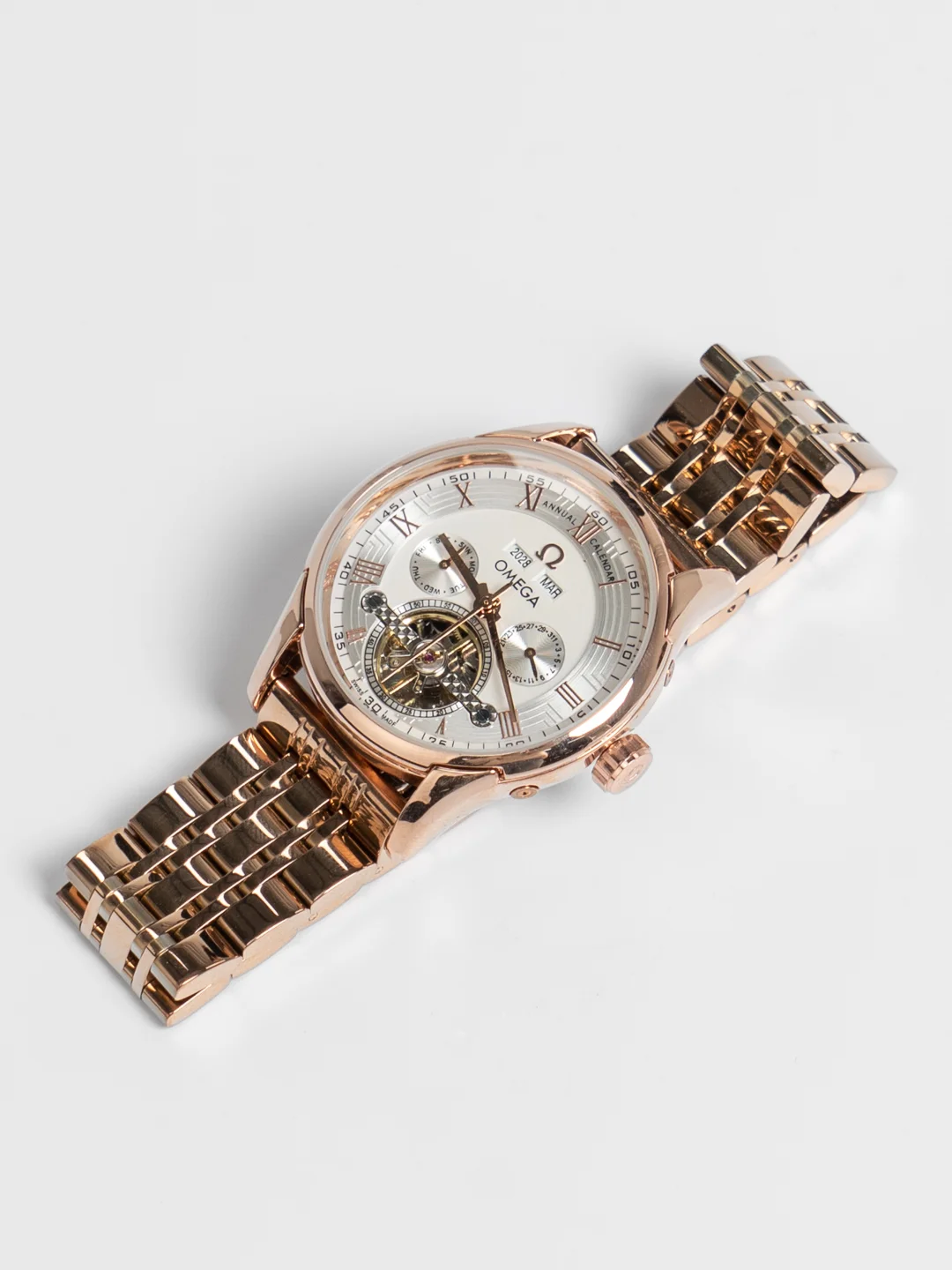 Золотой часы механические Omega