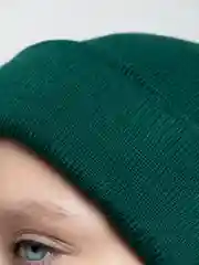 Зеленый шапка женская