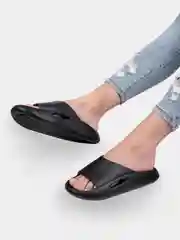 Белый сланцы женские, на высокой подошве