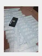 Серый меланж наклейка на авто Улыбнись