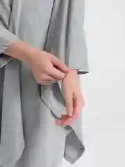 Белый женский кардиган оверсайз