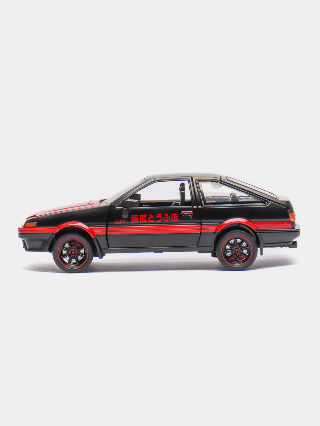 Машина металлическая Toyota Sprinter Trueno AE86 Initial D купить по цене  1800 ₽ в интернет-магазине Магнит Маркет