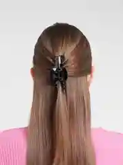Черный крабик для волос