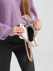 Бежевый элегантная сумка с платочком
