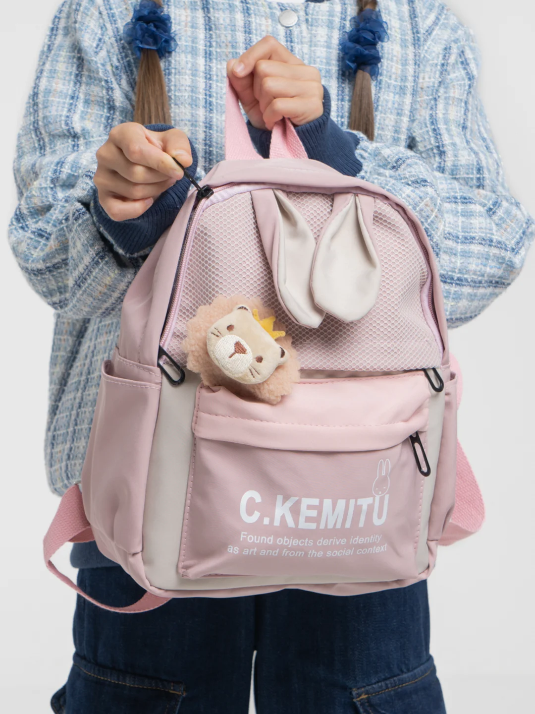 Розовый рюкзак детский школьный