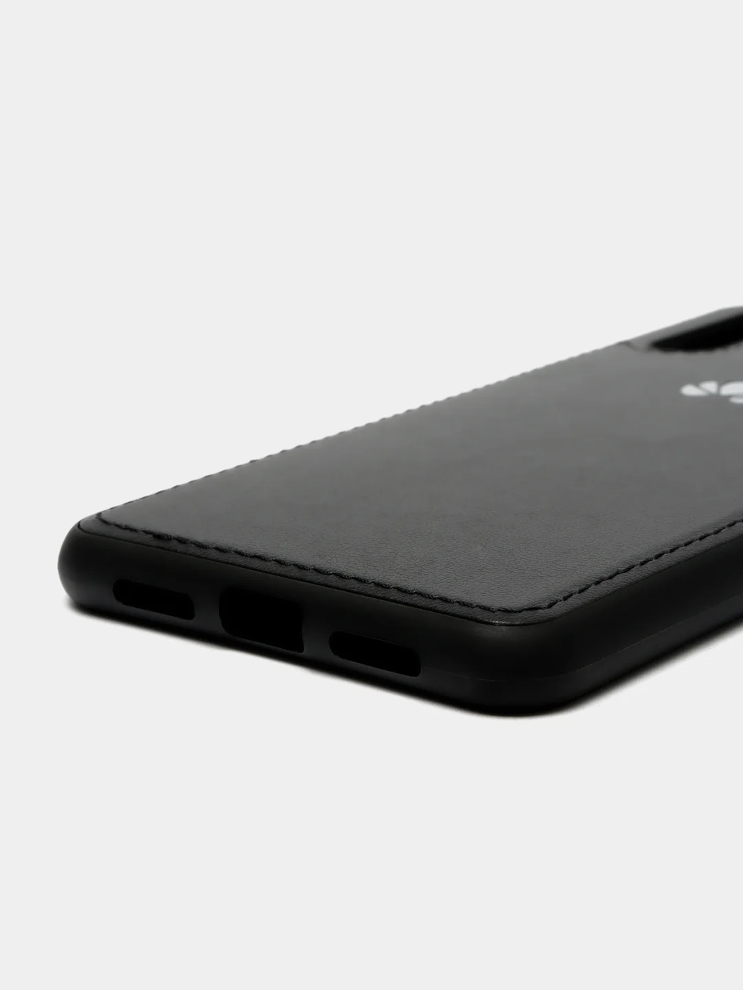 Черный силиконовый чехол на Huawei P20, с кожаной вставкой