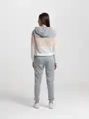 Белый костюм спортивный женский