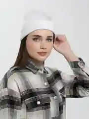 Белый шапка-бини вязаная, унисекс, 13 цветов