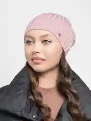 Пудровый шапка вязаная, весенняя
