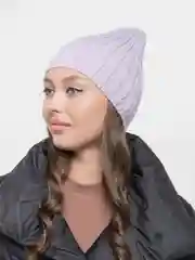 Сиреневый шапка вязанная, весенняя