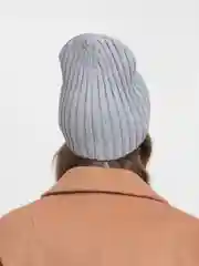 Серый шапка вязаная, весенняя