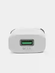 Белый сетевое зарядное устройство Hoco C12Q, Micro-USB 3.0A, 18W, 1 м