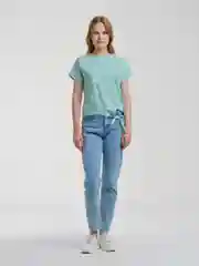 Зелёный хаки футболка женская