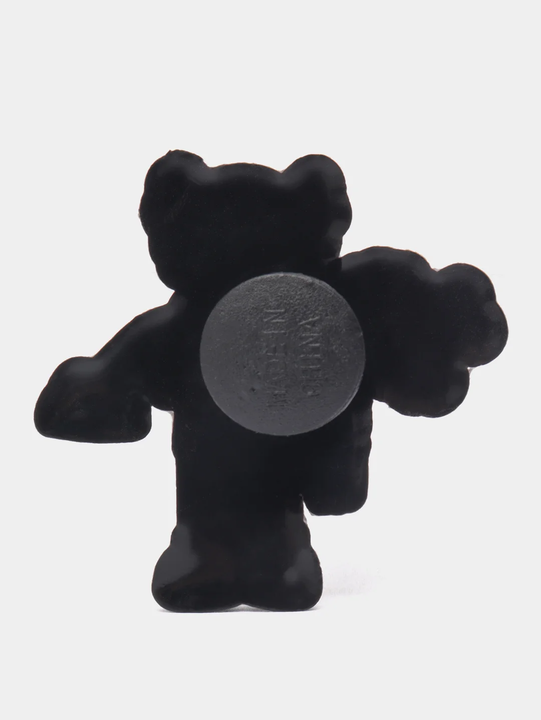 Белый джибитсы на обувь KAWS