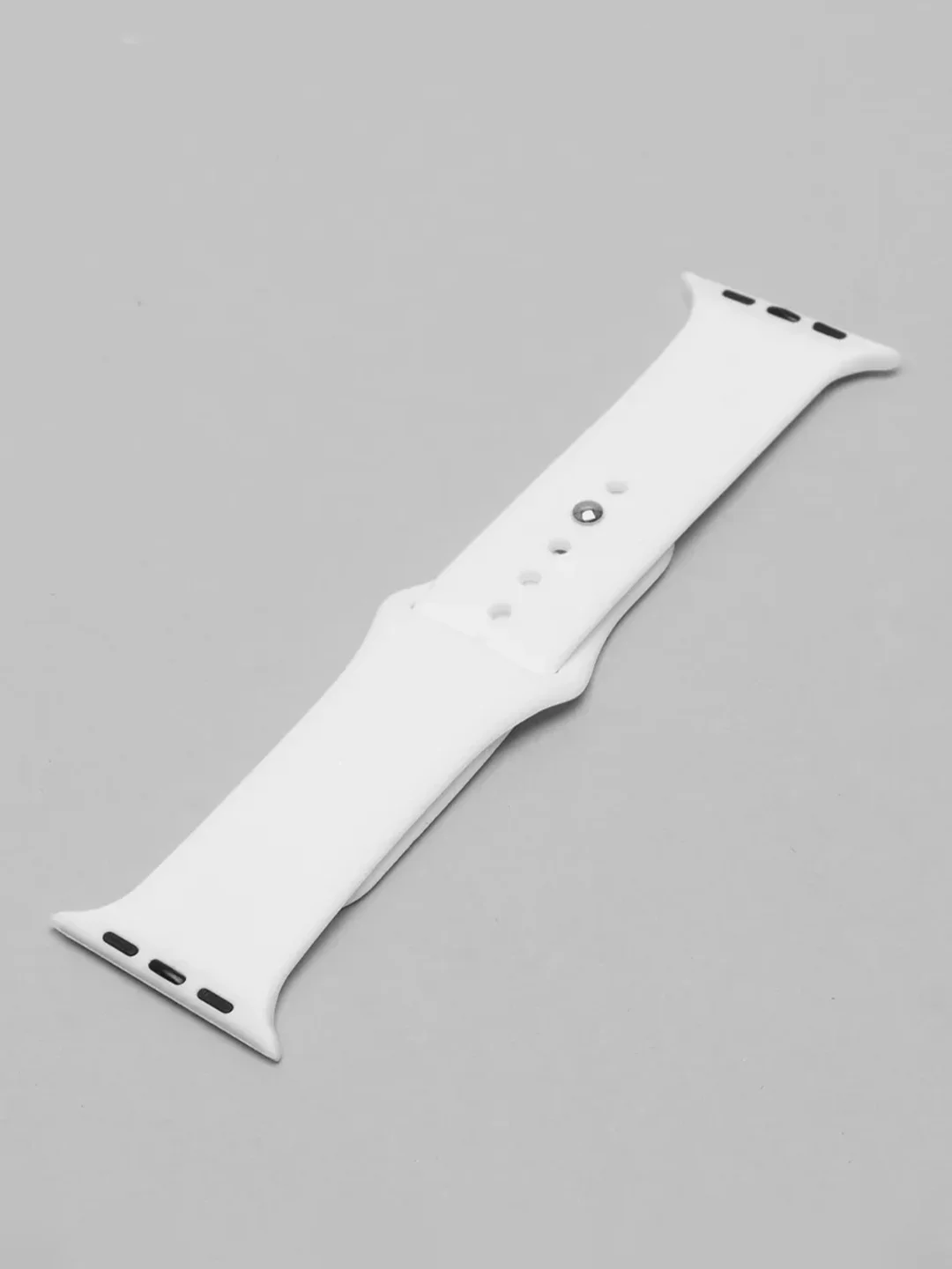Белый силиконовый ремешок для Apple Watch на 38/40мм и 42/44 мм