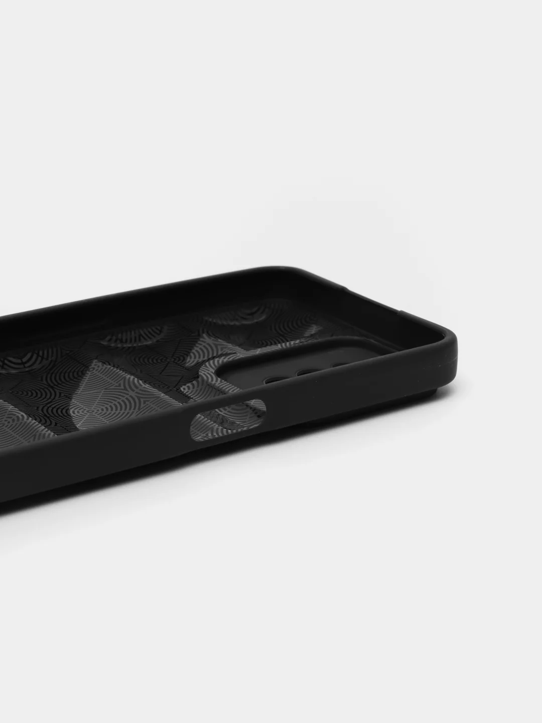 Черный чехол для Realme C31