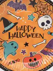 Желтый набор тарелок бумажный  "Вечеринка Хэллоуин", 18 см, 6 штук "Halloween"